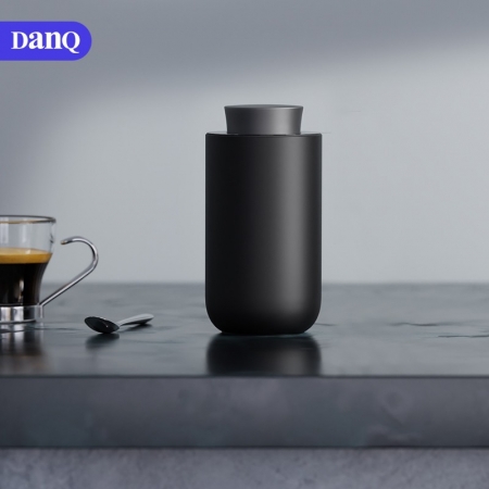 Prägnantes Stil-Design Auto-Duftspender Großhandel 10 ml ätherisches Öl wasserloser wasserloser ätherischer Öldiffusor Diffusor-Duft